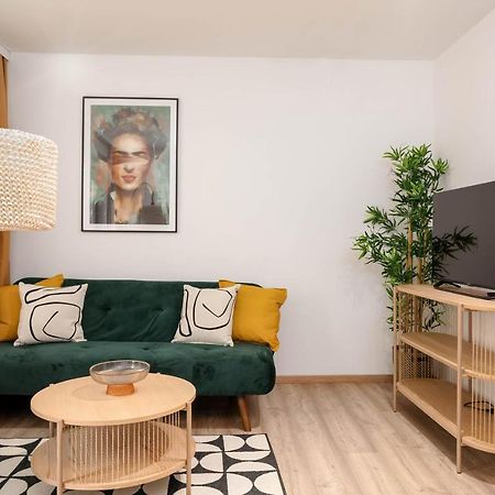 King Bed Home, Next To Akh Michelbeuern ウィーン エクステリア 写真